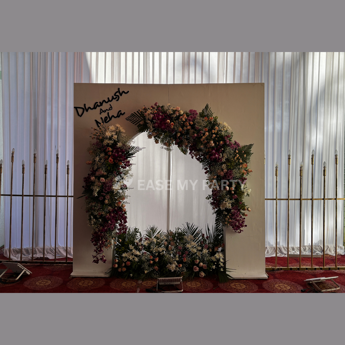 Contemporary White Solid wooden Arch Decor – Bangalore